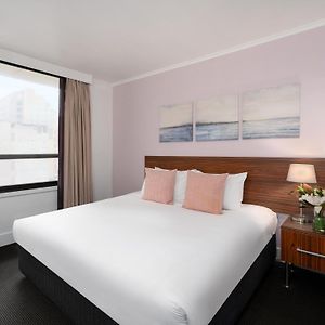 Economy Queen Room